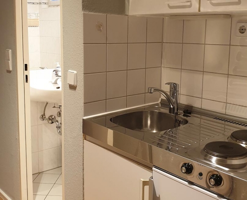Küchenzeile in der Gästewohnung Nahariyastr. 36